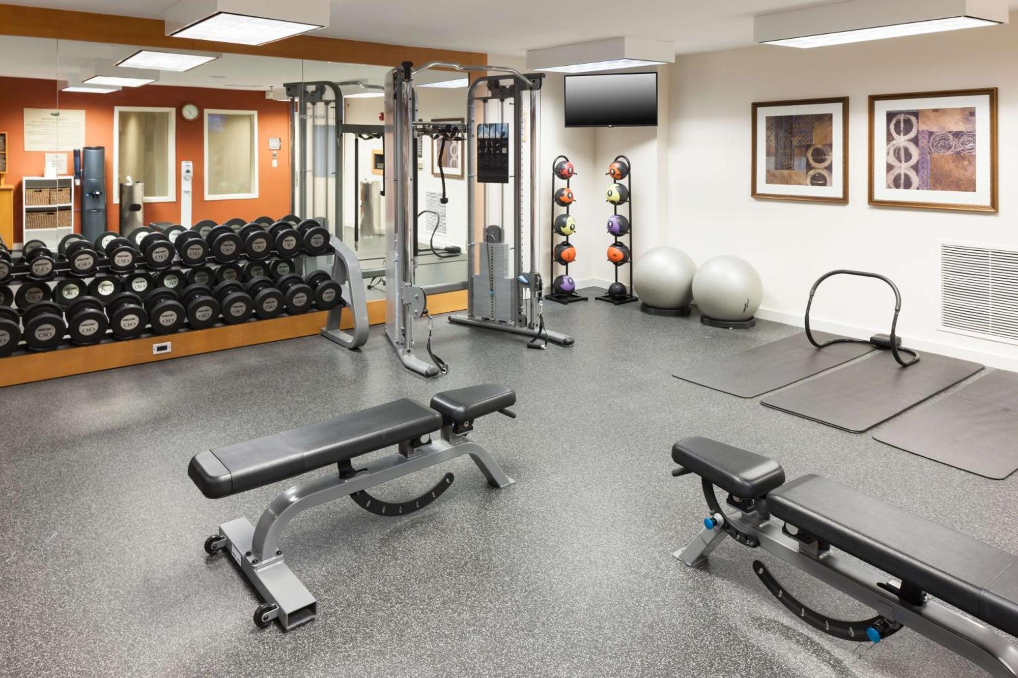Homewood Suites By Hilton Mahwah Esterno foto